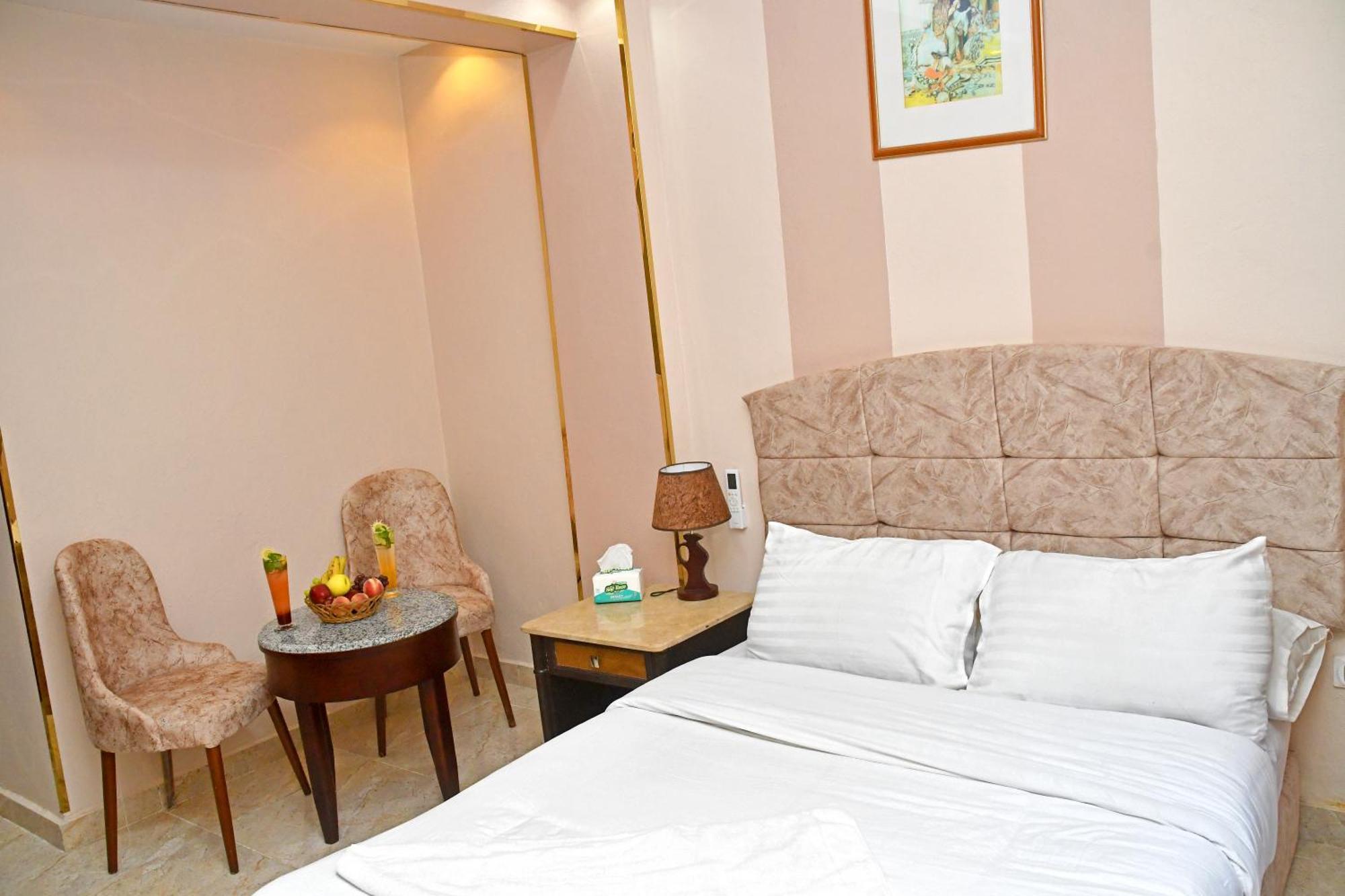 Nun Pyramids Hotel Kafret el-Gabal Δωμάτιο φωτογραφία