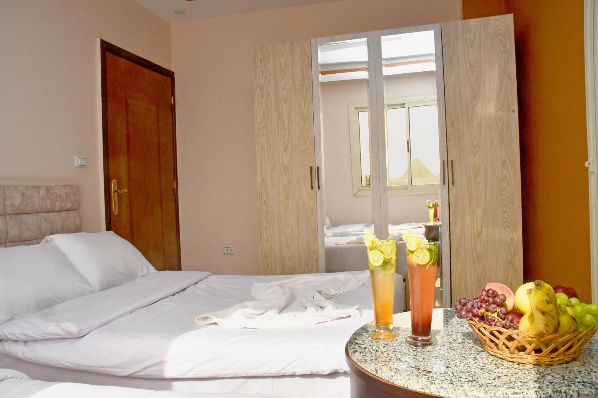 Nun Pyramids Hotel Kafret el-Gabal Εξωτερικό φωτογραφία