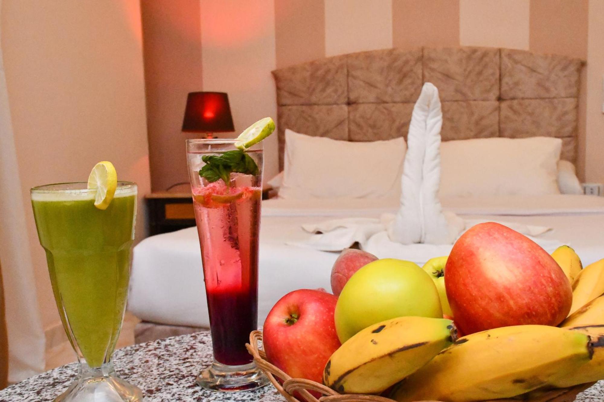 Nun Pyramids Hotel Kafret el-Gabal Εξωτερικό φωτογραφία