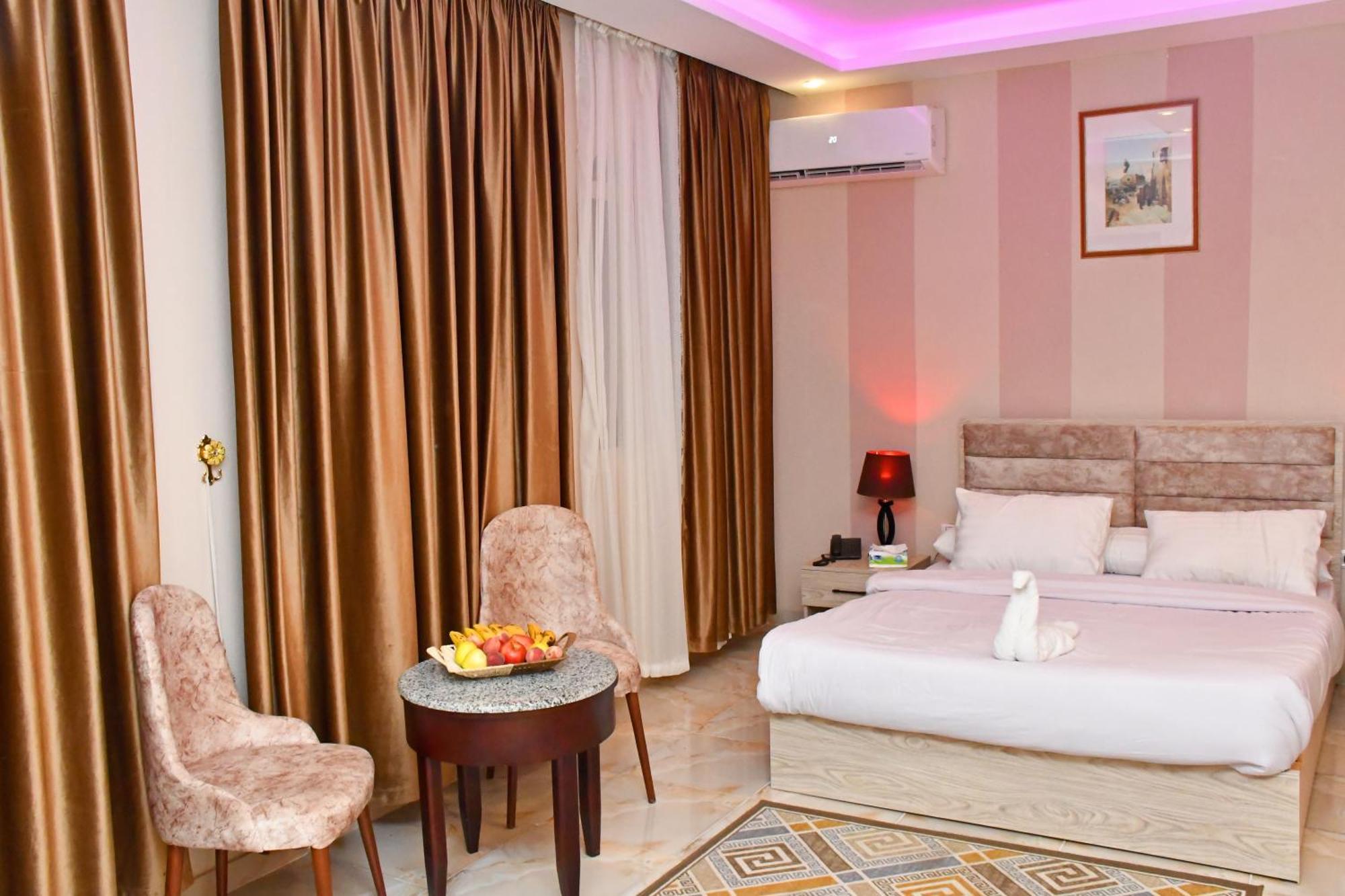 Nun Pyramids Hotel Kafret el-Gabal Δωμάτιο φωτογραφία