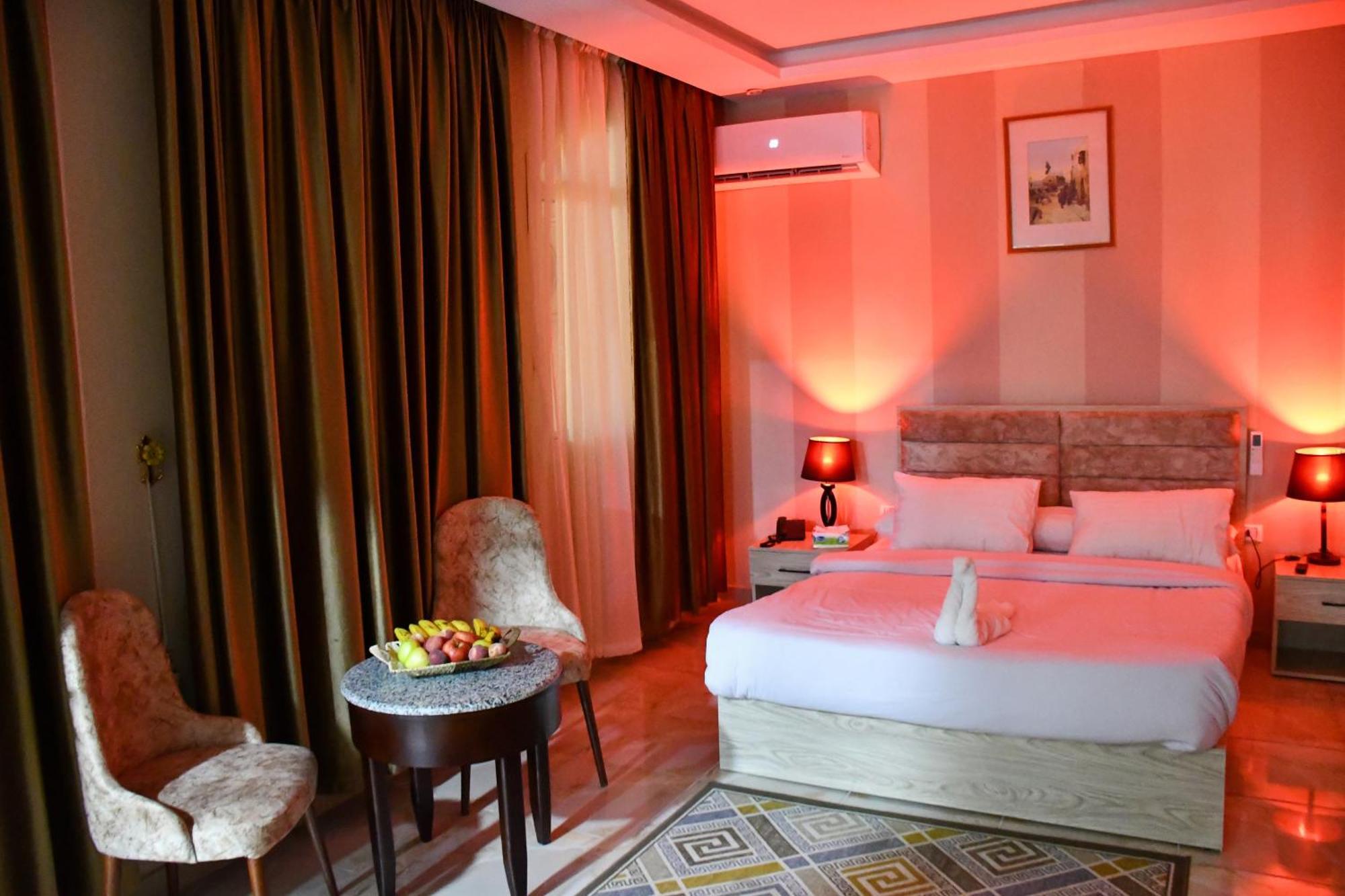 Nun Pyramids Hotel Kafret el-Gabal Δωμάτιο φωτογραφία