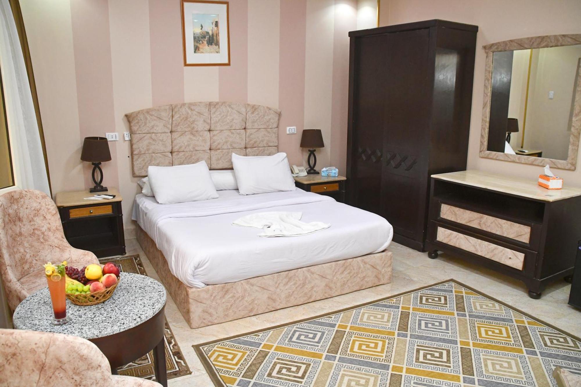 Nun Pyramids Hotel Kafret el-Gabal Δωμάτιο φωτογραφία